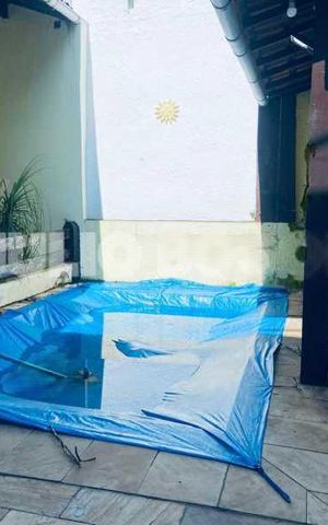 Casa à venda com 319m², 4 quartos e sem vaga