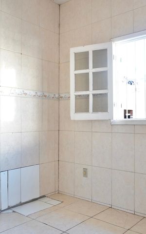 Casa à venda com 250m², 6 quartos e 5 vagas Casa à venda com 250m², 6 quartos e 5 vagasCozinha (Apartamento)
