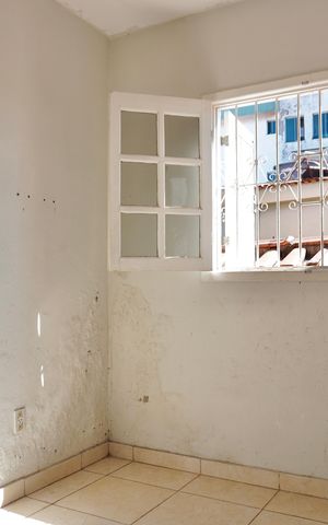 Casa à venda com 250m², 6 quartos e 5 vagas Casa à venda com 250m², 6 quartos e 5 vagasQuarto 1 (Apartamento)