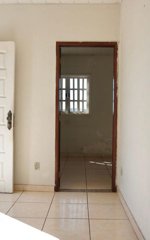 Casa à venda com 250m², 6 quartos e 5 vagas Casa à venda com 250m², 6 quartos e 5 vagasSala 1 (Apartamento)