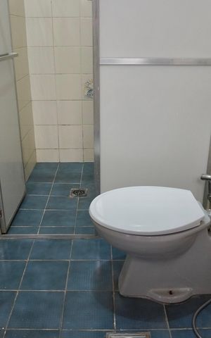 Casa à venda com 250m², 6 quartos e 5 vagas Casa à venda com 250m², 6 quartos e 5 vagasSuíte 1 - Banheiro (Casa)