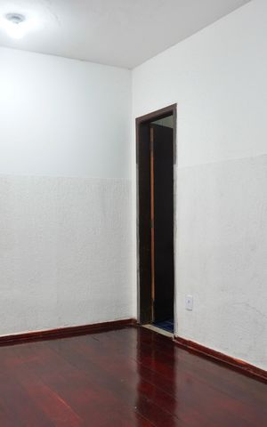 Casa à venda com 250m², 6 quartos e 5 vagas Casa à venda com 250m², 6 quartos e 5 vagasSala 2 (Casa)