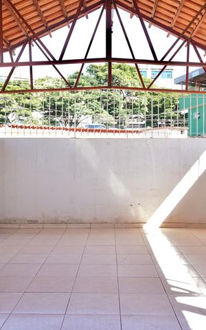 Casa à venda com 250m², 6 quartos e 5 vagas Casa à venda com 250m², 6 quartos e 5 vagasÁrea de Serviço (Apartamento)
