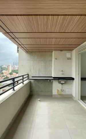 Apartamento à venda com 67m², 2 quartos e 1 vaga Apartamento à venda com 67m², 2 quartos e 1 vagaVaranda