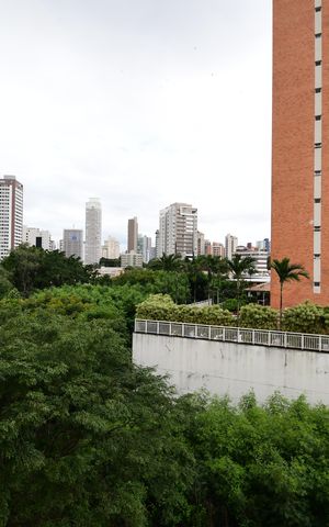 Apartamento para alugar com 188m², 3 quartos e 3 vagasQuarto 2 - Suíte Vista