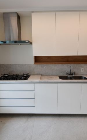 Apartamento para alugar com 188m², 3 quartos e 3 vagasCozinha