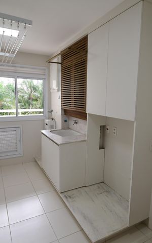 Apartamento para alugar com 188m², 3 quartos e 3 vagasÁrea de Serviço