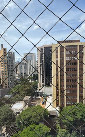 Apartamento à venda com 197m², 4 quartos e 3 vagas
