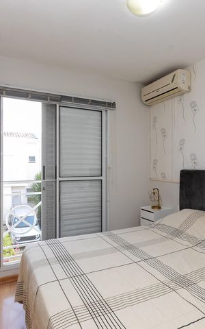 Casa à venda com 100m², 3 quartos e 2 vagas