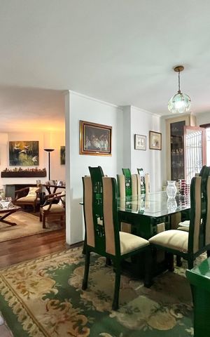 Casa à venda com 134m², 3 quartos e 2 vagas Casa à venda com 134m², 3 quartos e 2 vagasSala de Jantar