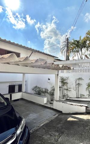 Casa à venda com 134m², 3 quartos e 2 vagas Casa à venda com 134m², 3 quartos e 2 vagasGaragem