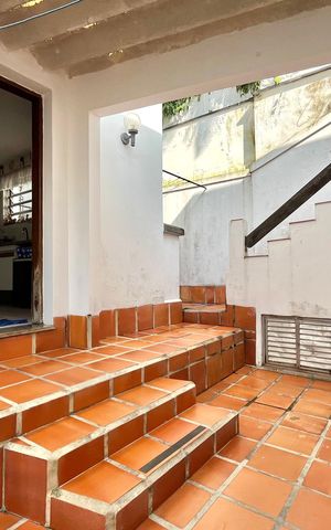 Casa à venda com 134m², 3 quartos e 2 vagas Casa à venda com 134m², 3 quartos e 2 vagasQuintal