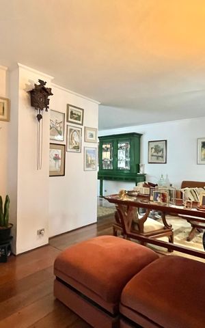 Casa à venda com 134m², 3 quartos e 2 vagas Casa à venda com 134m², 3 quartos e 2 vagasSala
