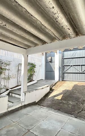Casa à venda com 134m², 3 quartos e 2 vagas Casa à venda com 134m², 3 quartos e 2 vagasGaragem
