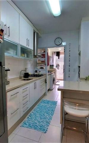 Apartamento para alugar com 166m², 4 quartos e 2 vagas Apartamento para alugar com 166m², 4 quartos e 2 vagasCozinha