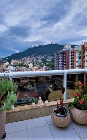Apartamento para alugar com 166m², 4 quartos e 2 vagas Apartamento para alugar com 166m², 4 quartos e 2 vagasVaranda