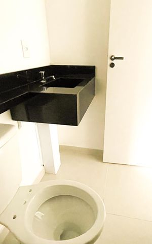 Apartamento à venda com 42m², 2 quartos e sem vaga Apartamento à venda com 42m², 2 quartos e sem vagaBanheiro