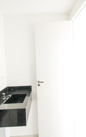 Apartamento à venda com 42m², 2 quartos e 1 vaga Apartamento à venda com 42m², 2 quartos e 1 vagaBanheiro