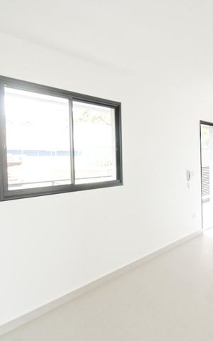 Apartamento à venda com 42m², 2 quartos e 1 vaga Apartamento à venda com 42m², 2 quartos e 1 vagaSala