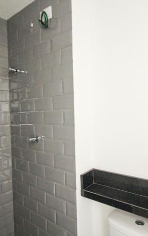Apartamento à venda com 42m², 2 quartos e 1 vaga Apartamento à venda com 42m², 2 quartos e 1 vagaBanheiro