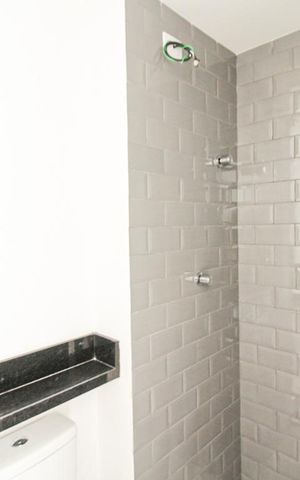 Apartamento à venda com 42m², 2 quartos e 1 vaga Apartamento à venda com 42m², 2 quartos e 1 vagaBanheiro