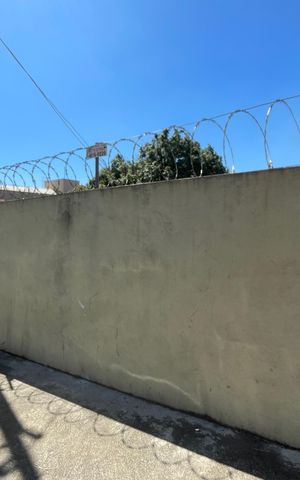 Casa para alugar com 42m², 1 quarto e sem vaga