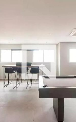 Apartamento para alugar com 42m², 2 quartos e sem vagaÁrea comum