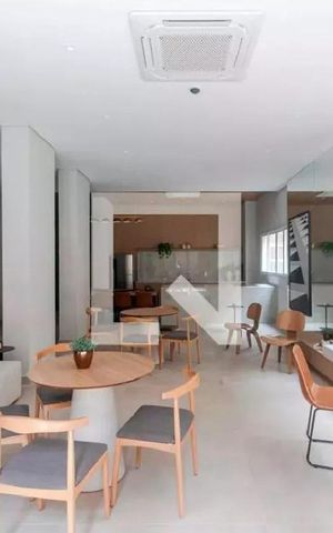 Apartamento para alugar com 42m², 2 quartos e sem vagaÁrea comum