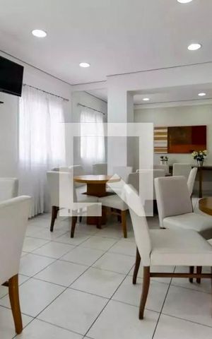 Apartamento à venda com 58m², 3 quartos e 1 vaga Apartamento à venda com 58m², 3 quartos e 1 vagaÁrea comum - Salão de festas