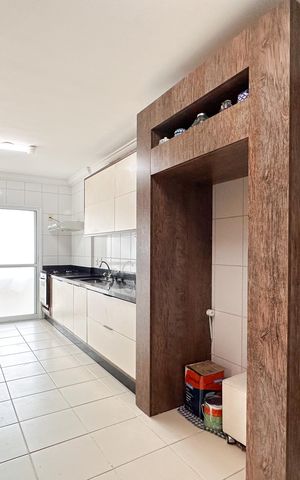 Apartamento à venda com 158m², 3 quartos e 3 vagas Apartamento à venda com 158m², 3 quartos e 3 vagasCozinha