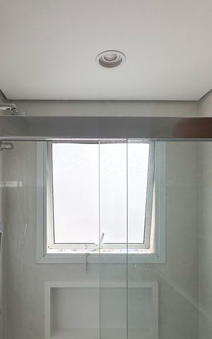 Apartamento à venda com 158m², 3 quartos e 3 vagas Apartamento à venda com 158m², 3 quartos e 3 vagasBanheiro da Suíte 1