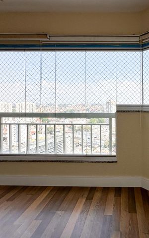 Apartamento à venda com 158m², 3 quartos e 3 vagas Apartamento à venda com 158m², 3 quartos e 3 vagasVista da Suíte 2