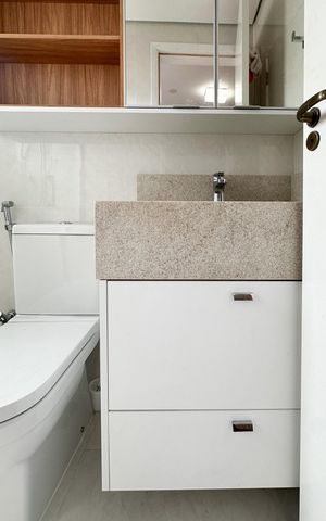 Apartamento à venda com 158m², 3 quartos e 3 vagas Apartamento à venda com 158m², 3 quartos e 3 vagasBanheiro da Suíte 1