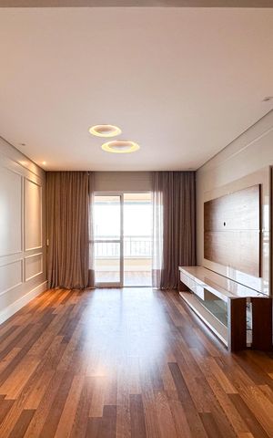 Apartamento à venda com 158m², 3 quartos e 3 vagas Apartamento à venda com 158m², 3 quartos e 3 vagasSala