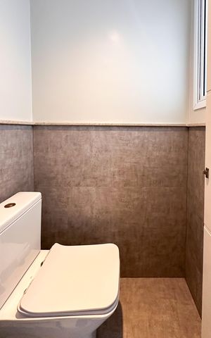 Apartamento à venda com 158m², 3 quartos e 3 vagas Apartamento à venda com 158m², 3 quartos e 3 vagasLavabo