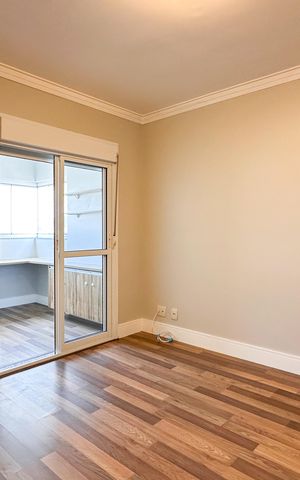 Apartamento à venda com 158m², 3 quartos e 3 vagas Apartamento à venda com 158m², 3 quartos e 3 vagasSuíte 3