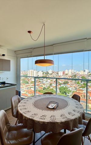 Apartamento à venda com 64m², 2 quartos e 1 vaga Apartamento à venda com 64m², 2 quartos e 1 vagaVaranda