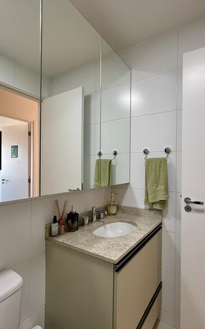 Apartamento à venda com 64m², 2 quartos e 1 vaga Apartamento à venda com 64m², 2 quartos e 1 vagaBanheiro Social