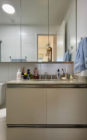Apartamento à venda com 64m², 2 quartos e 1 vaga Apartamento à venda com 64m², 2 quartos e 1 vagaBanheiro Suíte