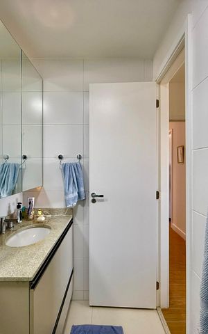 Apartamento à venda com 64m², 2 quartos e 1 vaga Apartamento à venda com 64m², 2 quartos e 1 vagaBanheiro Suíte