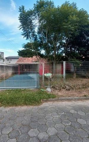 Casa para alugar com 55m², 2 quartos e 2 vagas Casa para alugar com 55m², 2 quartos e 2 vagasÁrea externa