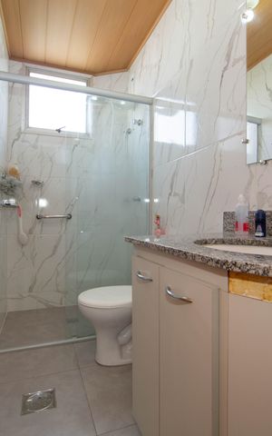 Apartamento à venda com 259m², 3 quartos e 2 vagas Apartamento à venda com 259m², 3 quartos e 2 vagasBANHEIRO1