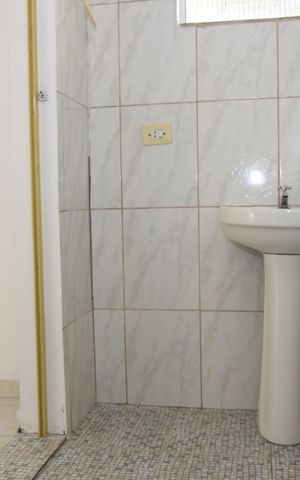 Casa para alugar com 250m², 2 quartos e 3 vagasBanheiro da Suíte