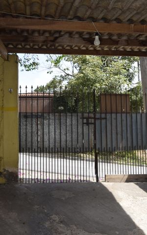 Casa para alugar com 250m², 2 quartos e 3 vagasQuintal