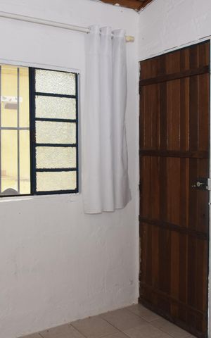 Casa para alugar com 250m², 2 quartos e 3 vagasSala