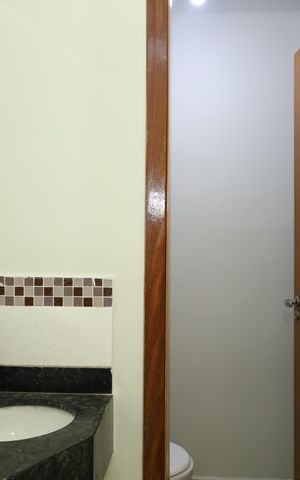 Casa à venda com 120m², 3 quartos e 2 vagasLavabo 2