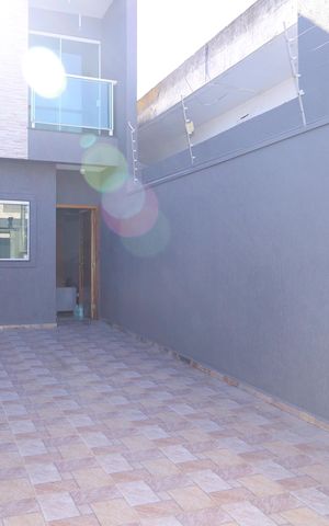 Casa à venda com 120m², 3 quartos e 2 vagasGaragem