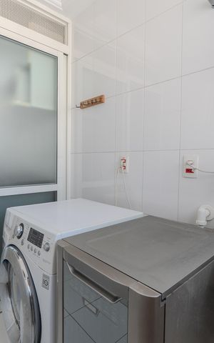 Apartamento à venda com 73m², 2 quartos e 1 vaga Apartamento à venda com 73m², 2 quartos e 1 vagaÁrea de Serviço