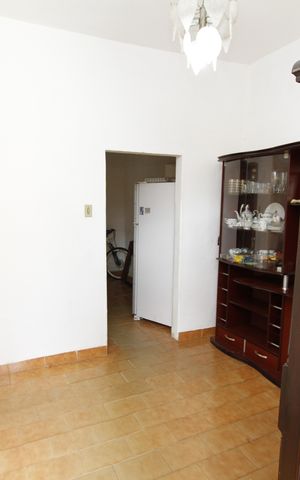Casa à venda com 360m², 4 quartos e 4 vagasSala 3 CASA 3