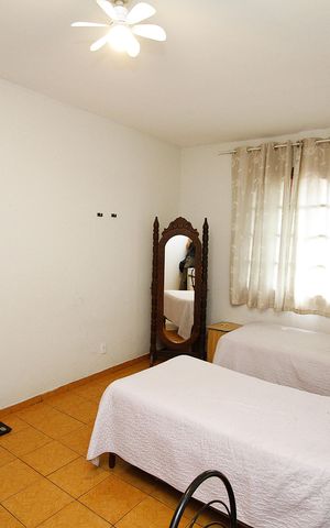 Casa à venda com 360m², 4 quartos e 4 vagas Quarto 6 Casa 2